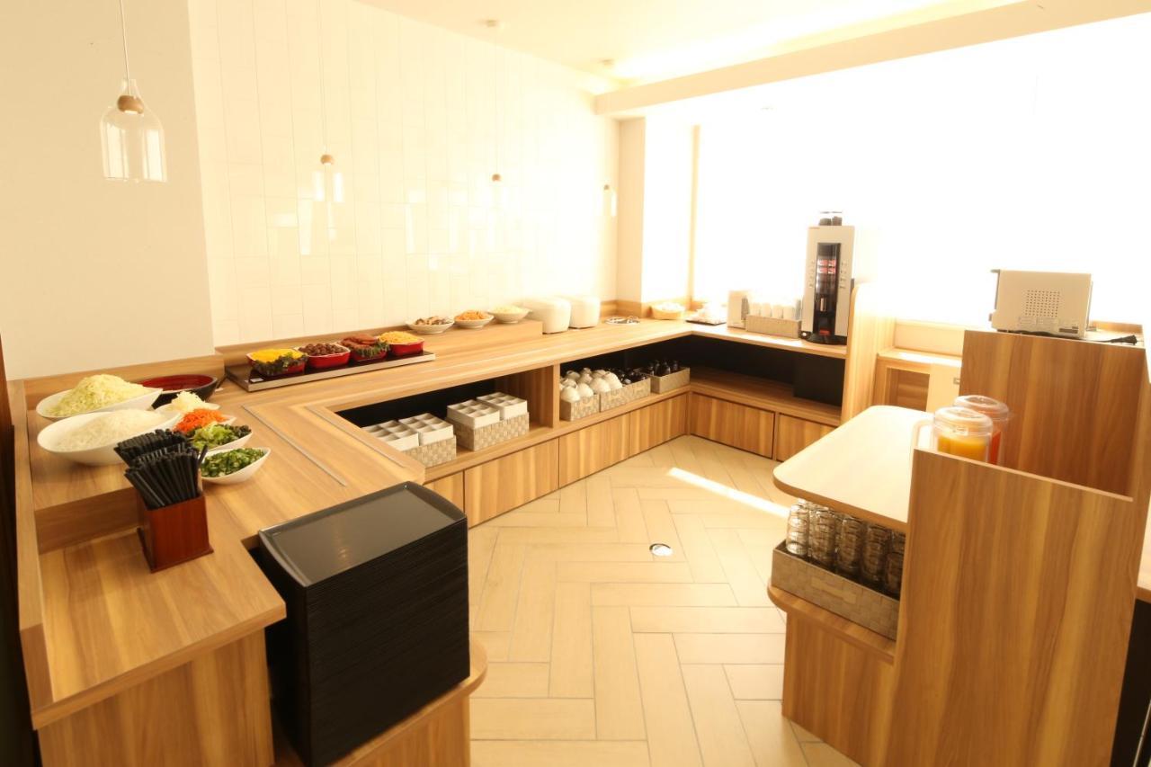 Ab Hotel Yukuhashi Екстер'єр фото